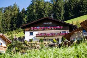 Apartments Mezdi Santa Cristina Valgardena